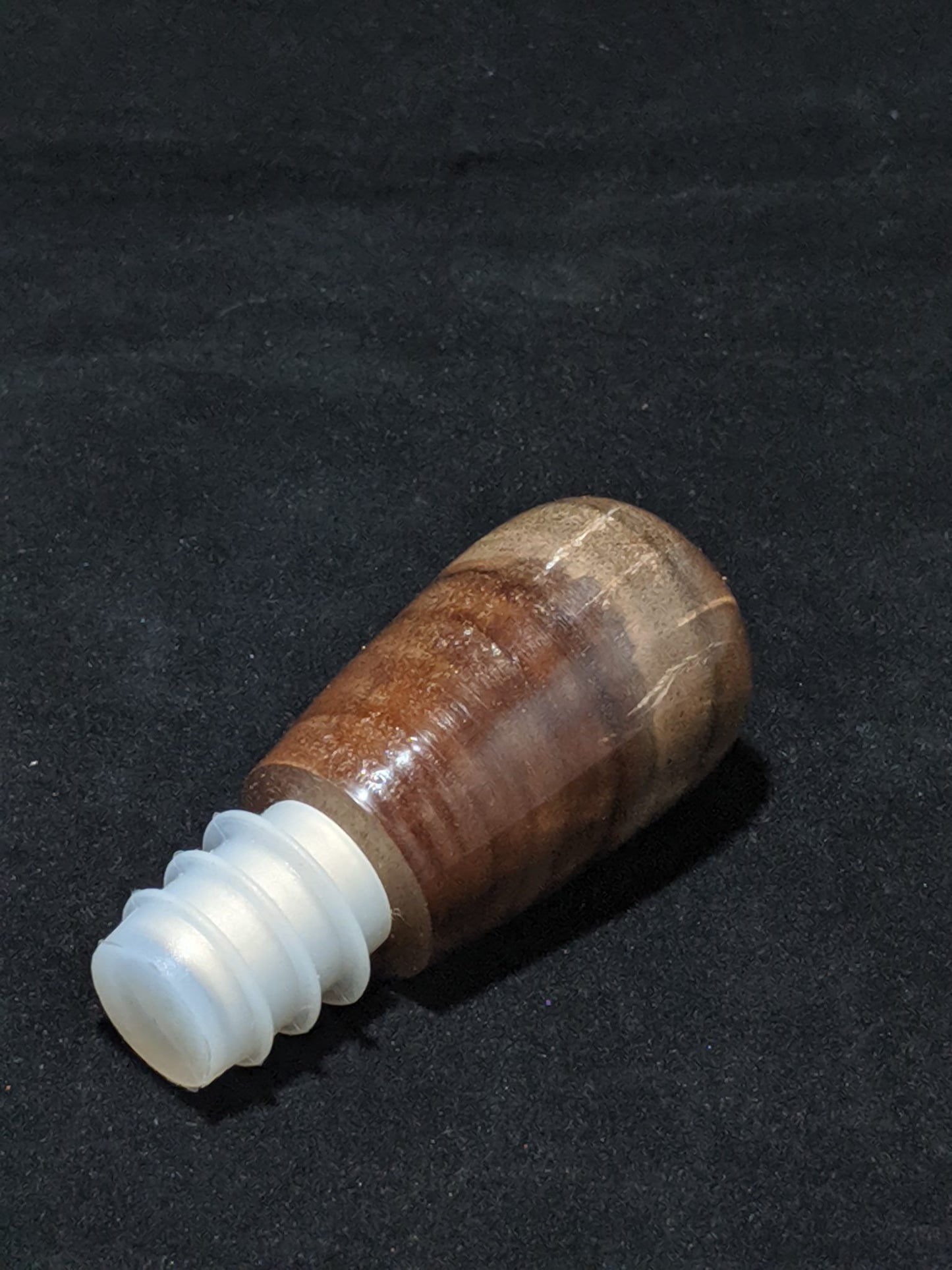 Walnut Silicone Stopper 5
