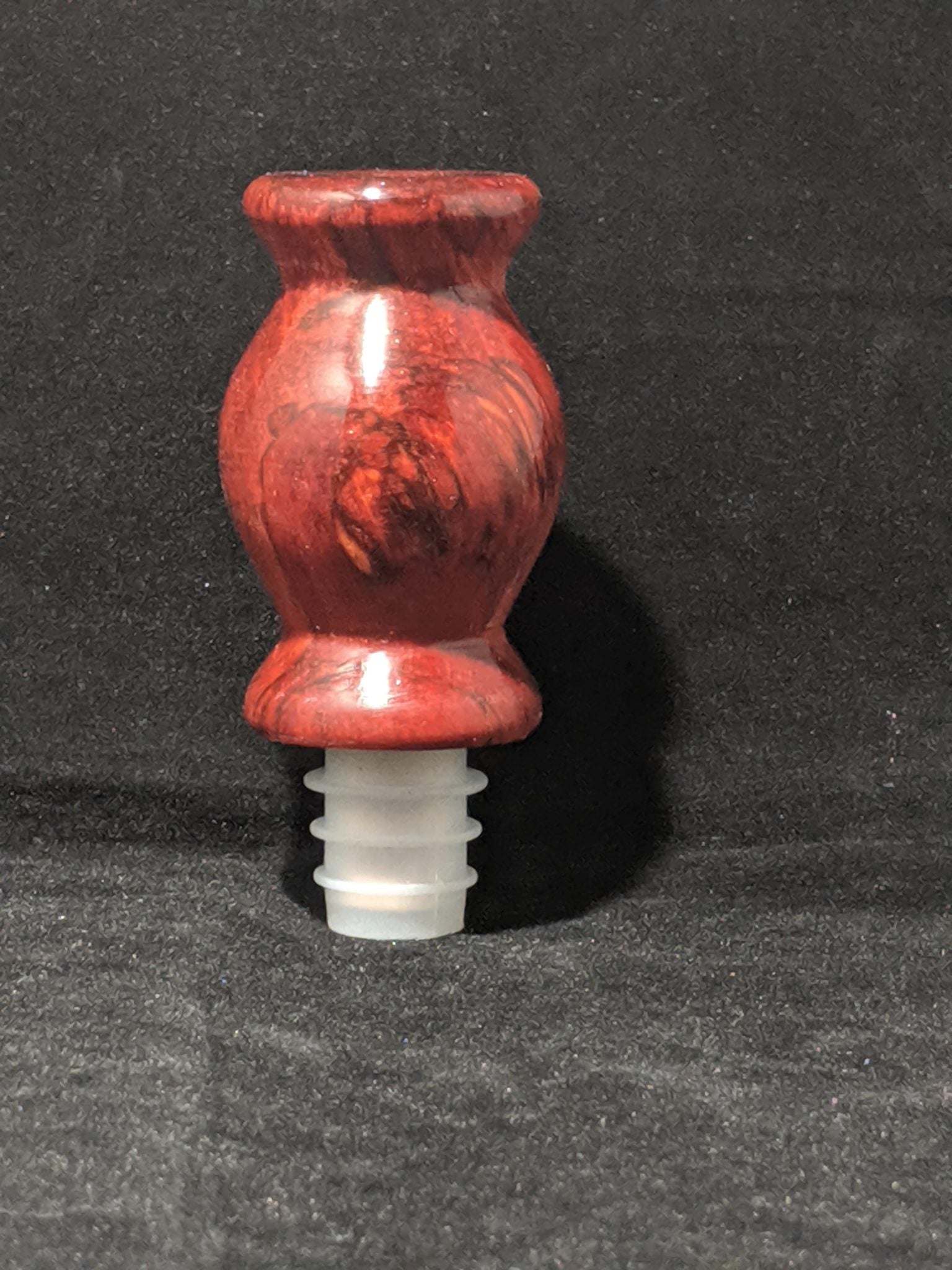 Walnut Silicone Bottle Stopper – Winders Woodshop